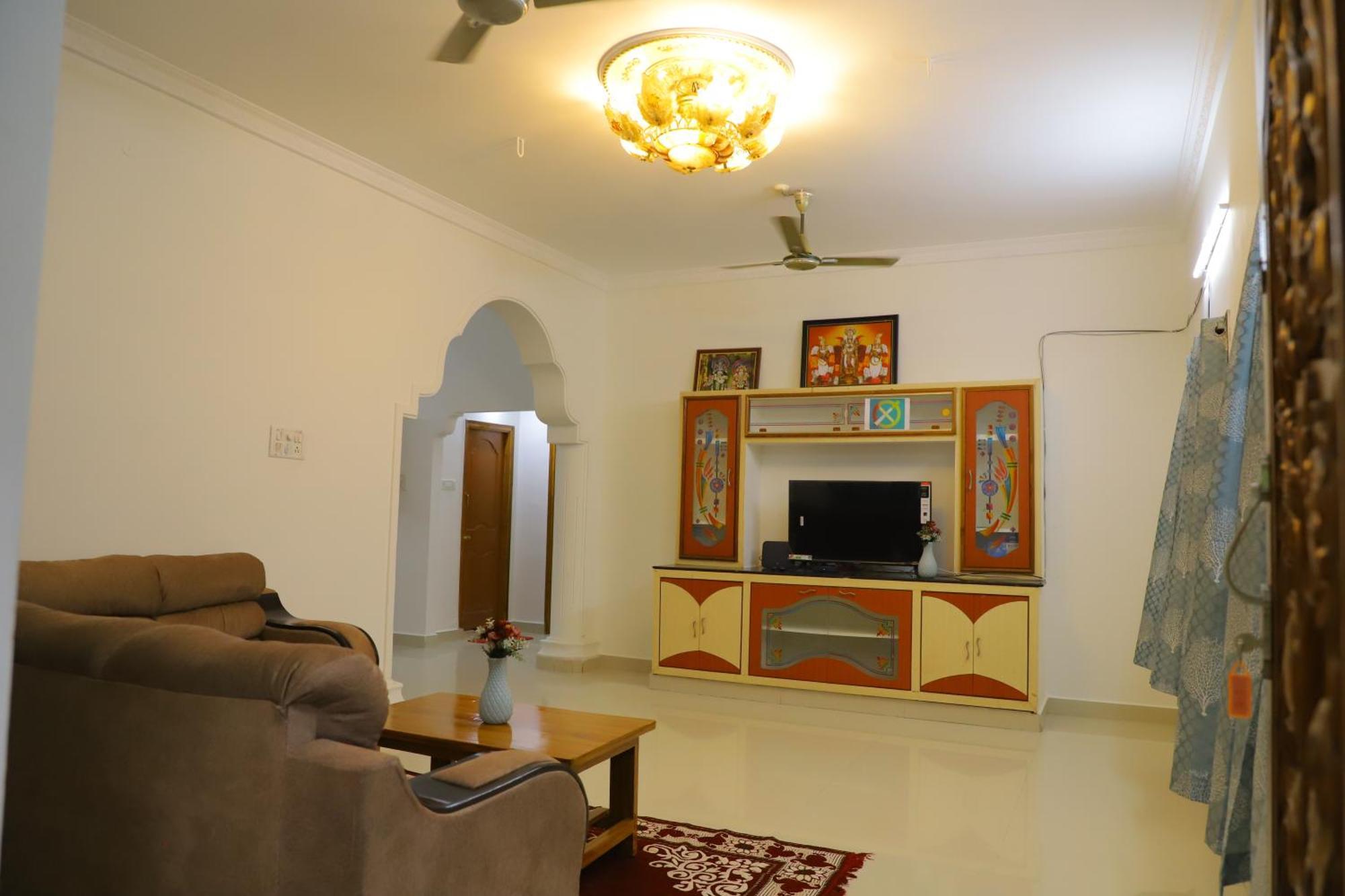 Nanda Mohan Homestay- Luxuries Ac Apartment Close To Alipiri Foothills-Kapila Teertham And Iskcon Temple Tirupati Exteriér fotografie