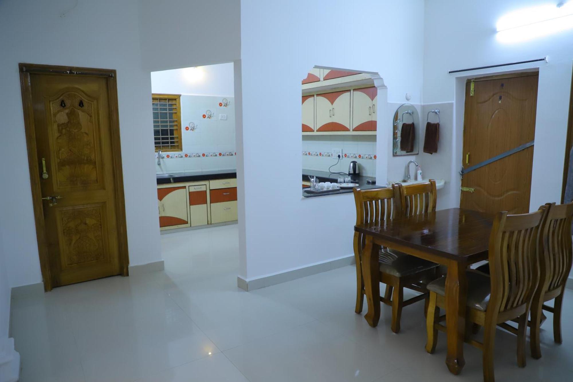 Nanda Mohan Homestay- Luxuries Ac Apartment Close To Alipiri Foothills-Kapila Teertham And Iskcon Temple Tirupati Exteriér fotografie