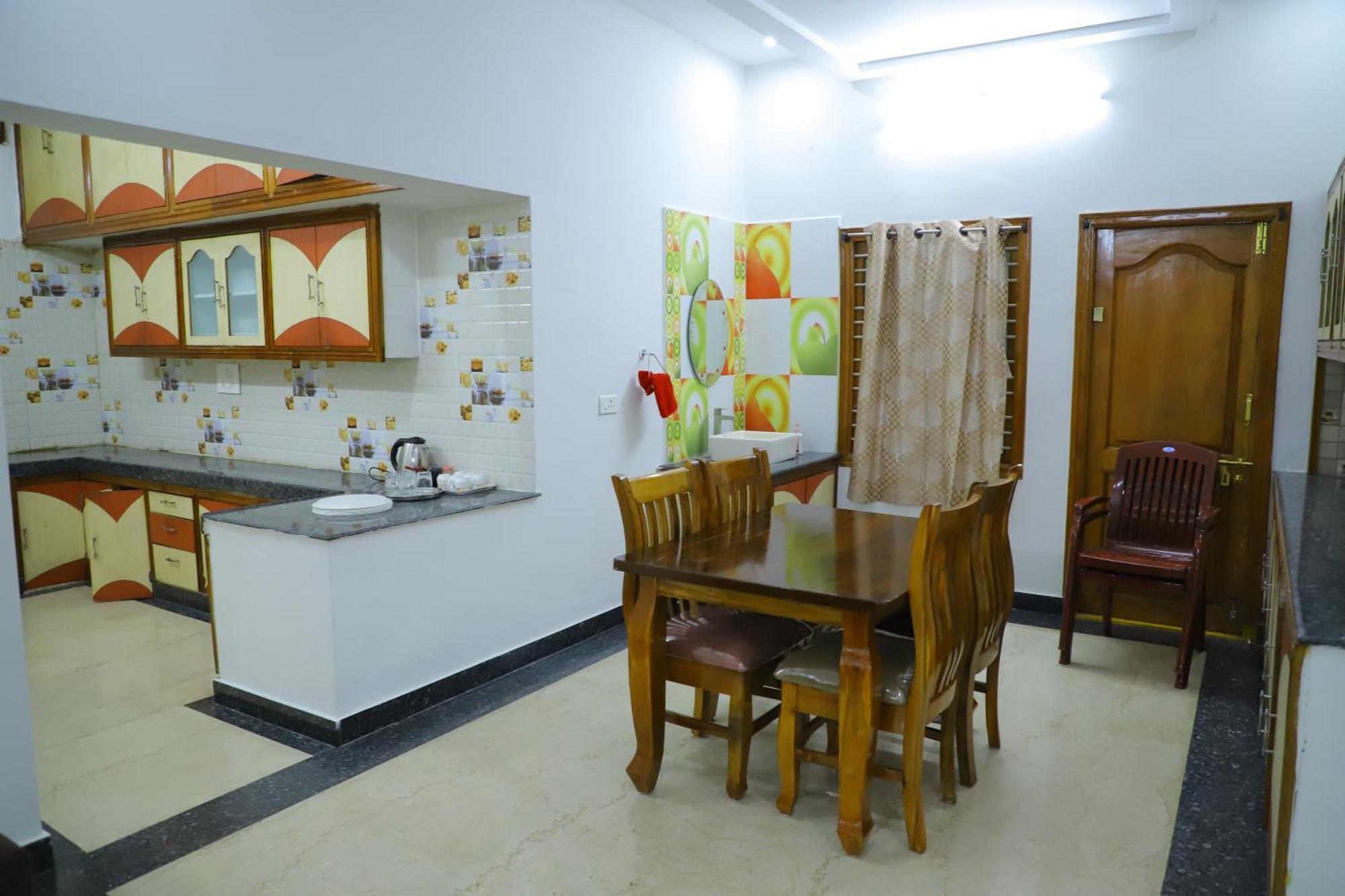 Nanda Mohan Homestay- Luxuries Ac Apartment Close To Alipiri Foothills-Kapila Teertham And Iskcon Temple Tirupati Exteriér fotografie